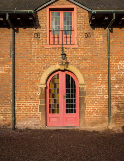 Fenêtre et porte du château de Rixensart, vue 3